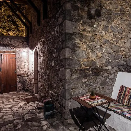 Kanto's 3* Στεμνίτσα