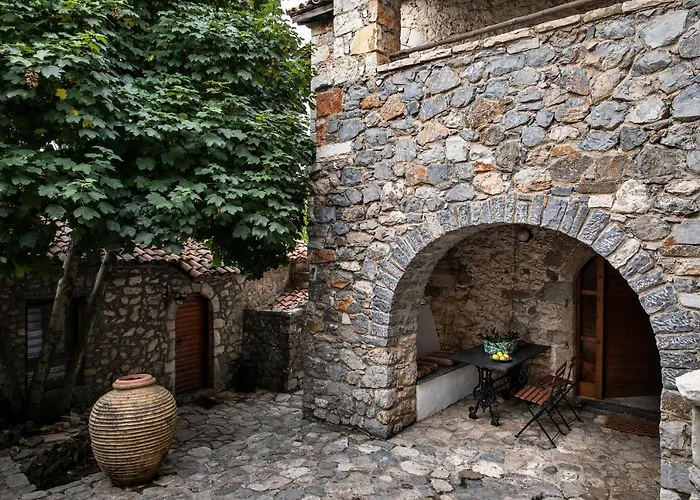 Kanto's بيت ضيافة